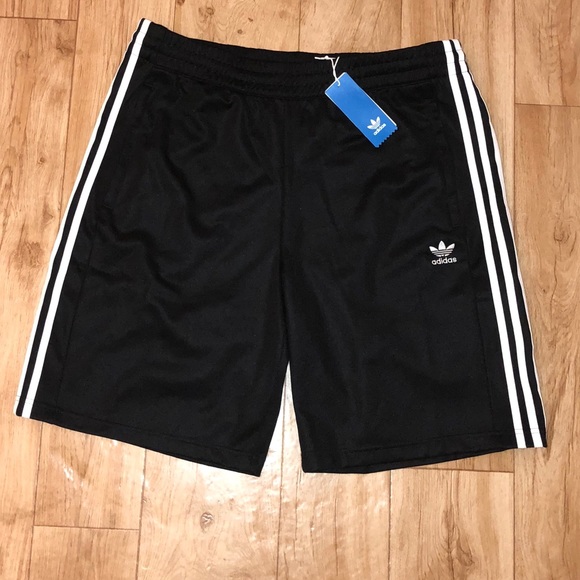 🔥🆕Adidas Snap Men’s Shorts🔥 - Picture 2 of 8
